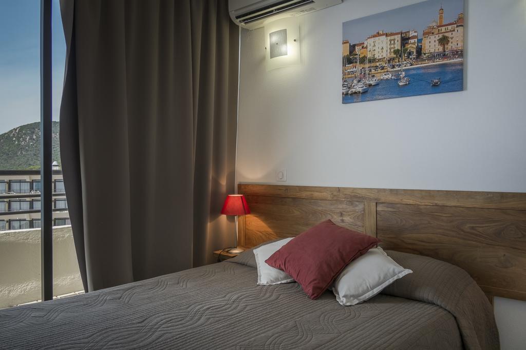 Residence Les Calanques Аячо Екстериор снимка